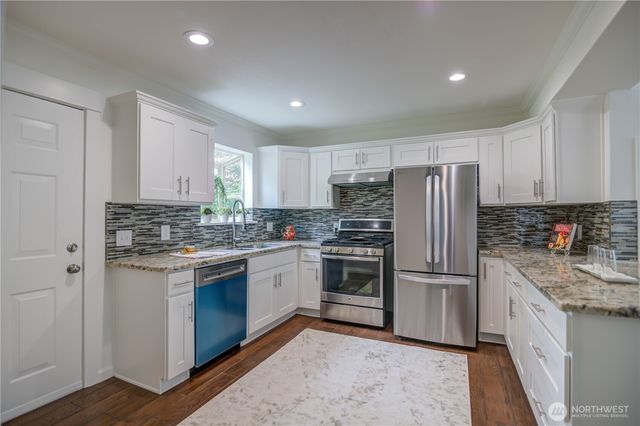 8630 44th Avenue S, Seattle, WA 98118