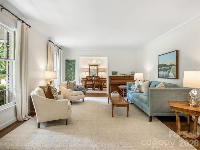 1301 E Barden Road, Charlotte, NC 28226