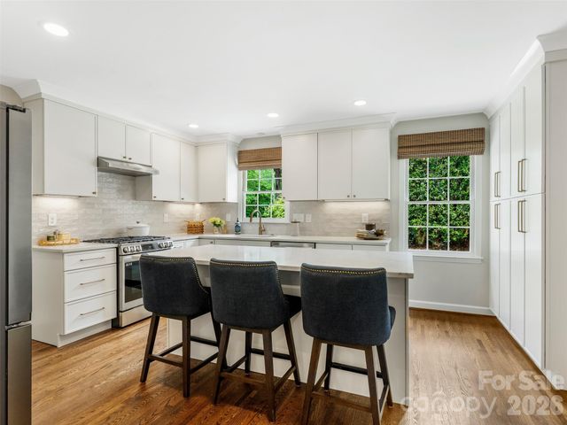 1301 E Barden Road, Charlotte, NC 28226