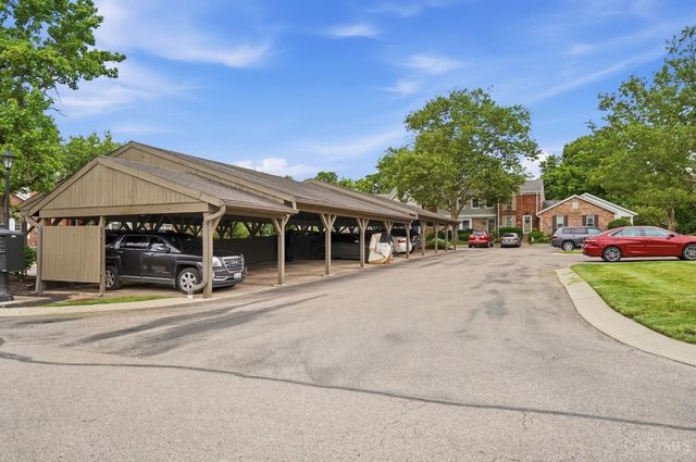 10893 Lake Thames Drive, Sycamore Twp, OH 45242