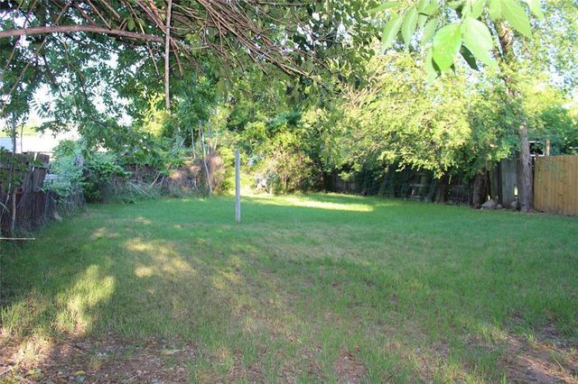 1115 Ebert Ave D, Austin, TX 78721