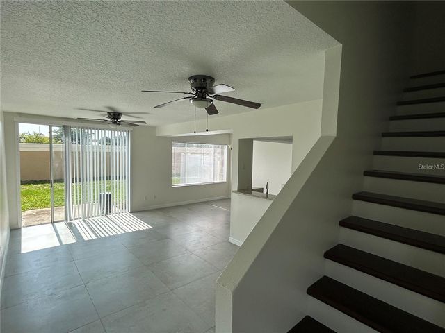 202 WASHINGTON PALM LOOP, Davenport, FL 33897