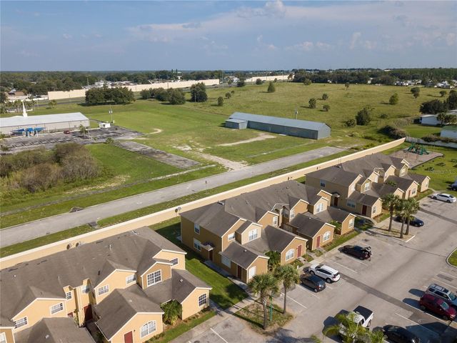 202 WASHINGTON PALM LOOP, Davenport, FL 33897