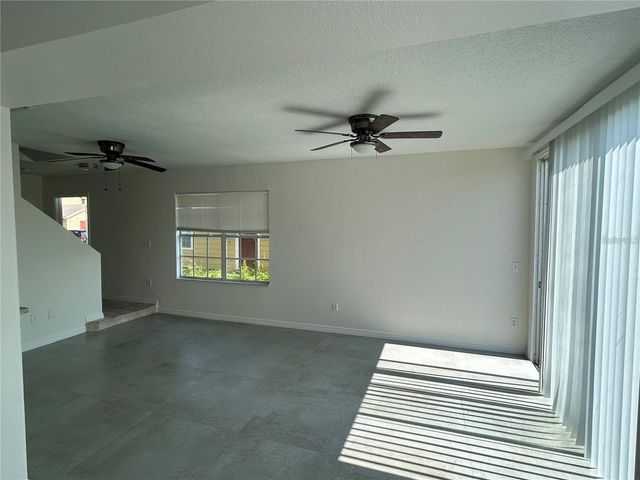 202 WASHINGTON PALM LOOP, Davenport, FL 33897