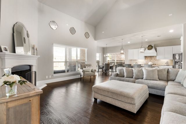 1616 Canals Drive, Little Elm, TX 75068