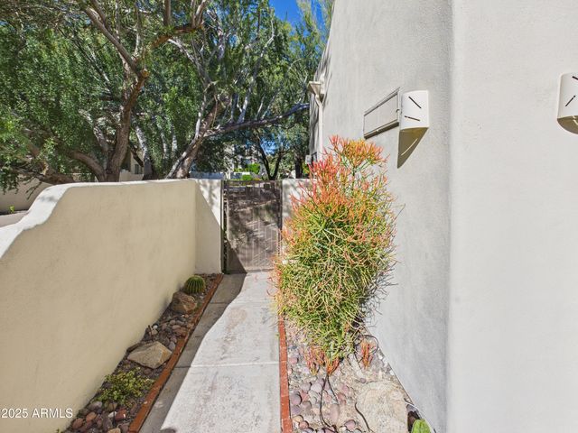 13826 N 96TH Street, Scottsdale, AZ 85260