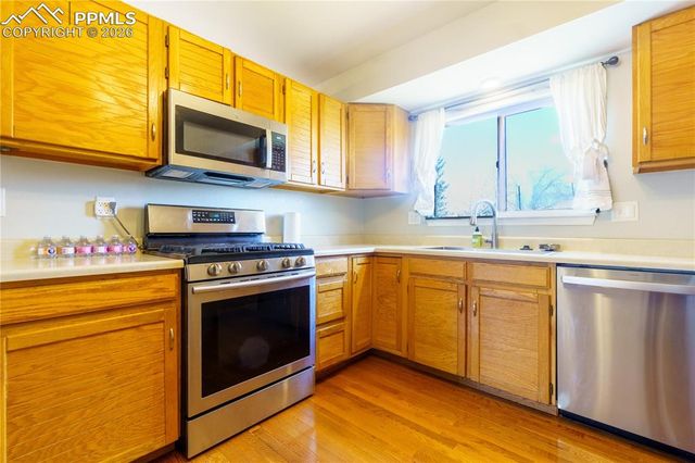 5560 Whimsical Drive, Colorado Springs, CO 80917