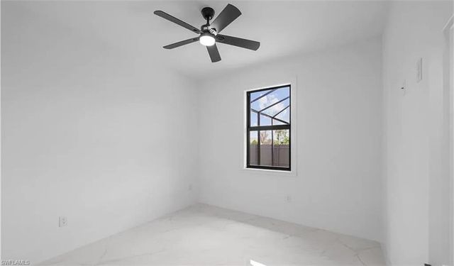 223 SW 22nd CT, Cape Coral, FL 33991