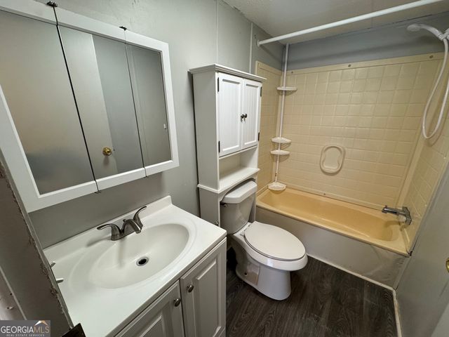 2238 Sheffield Lane, Rentz, GA 31075