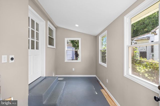 2005 ROANOKE ST, Hyattsville, MD 20782