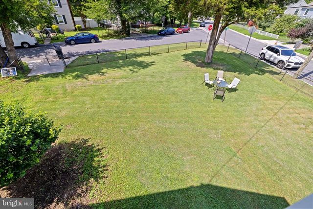 2005 ROANOKE ST, Hyattsville, MD 20782