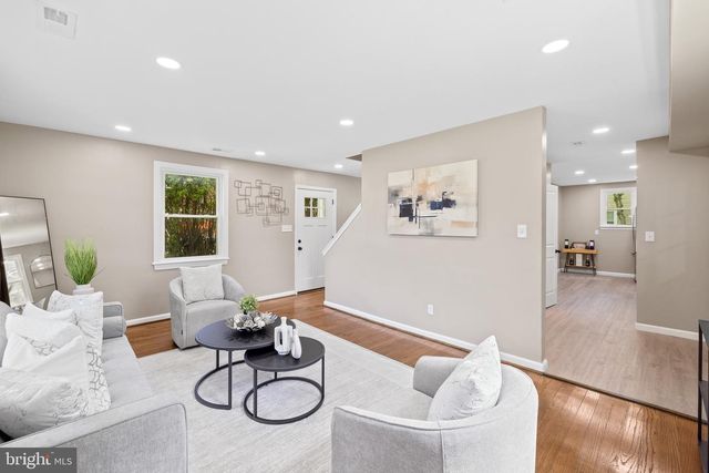 2005 ROANOKE ST, Hyattsville, MD 20782