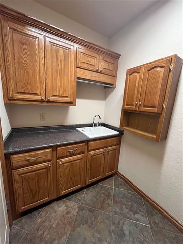 1616 NW 36th St, Lawton, OK 73505