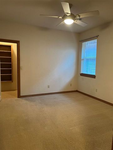 1616 NW 36th St, Lawton, OK 73505