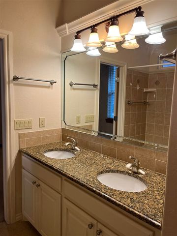 1616 NW 36th St, Lawton, OK 73505