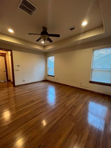 1616 NW 36th St, Lawton, OK 73505