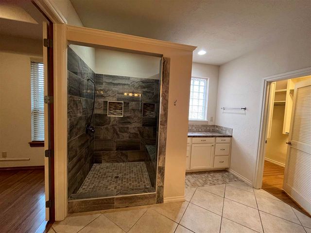 1616 NW 36th St, Lawton, OK 73505