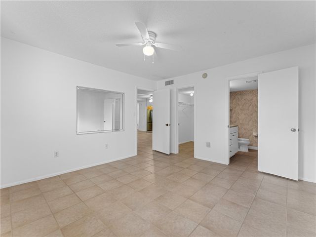 1100 Ponce De Leon Circle 308, Vero Beach, FL 32960