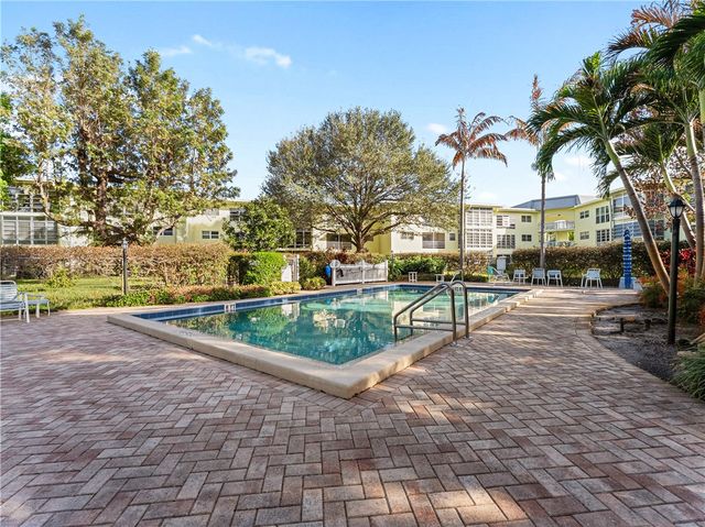 1100 Ponce De Leon Circle 308, Vero Beach, FL 32960