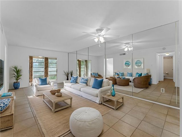 1100 Ponce De Leon Circle 308, Vero Beach, FL 32960