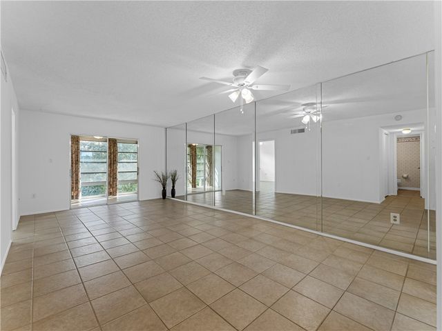 1100 Ponce De Leon Circle 308, Vero Beach, FL 32960