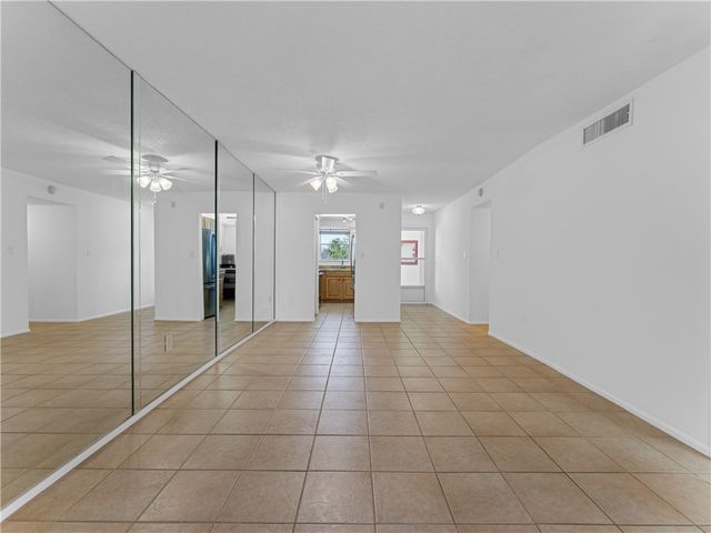 1100 Ponce De Leon Circle 308, Vero Beach, FL 32960