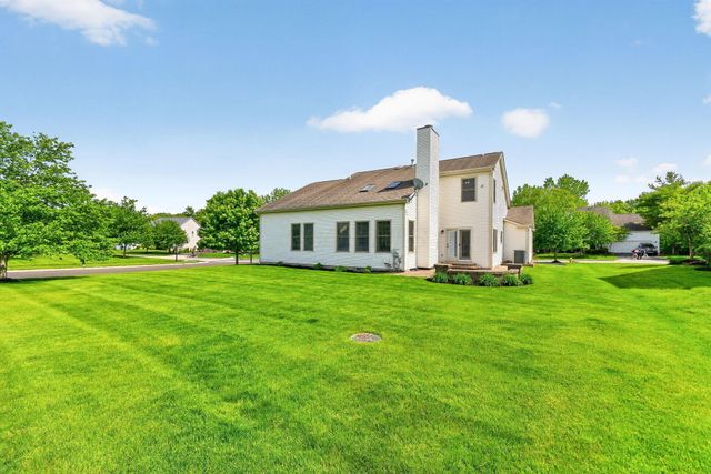 2263 Bold Venture Drive, Lewis Center, OH 43035