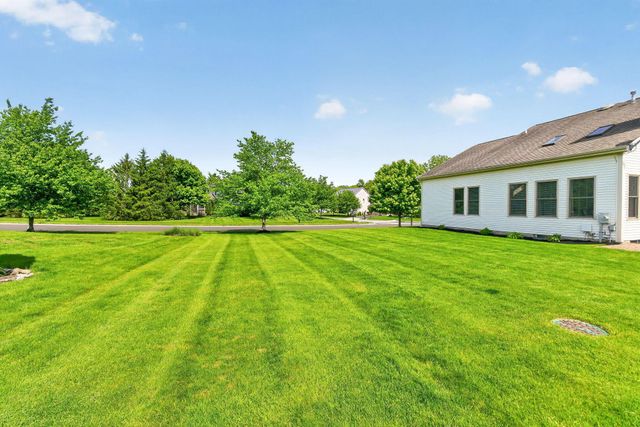 2263 Bold Venture Drive, Lewis Center, OH 43035