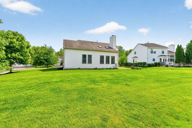 2263 Bold Venture Drive, Lewis Center, OH 43035