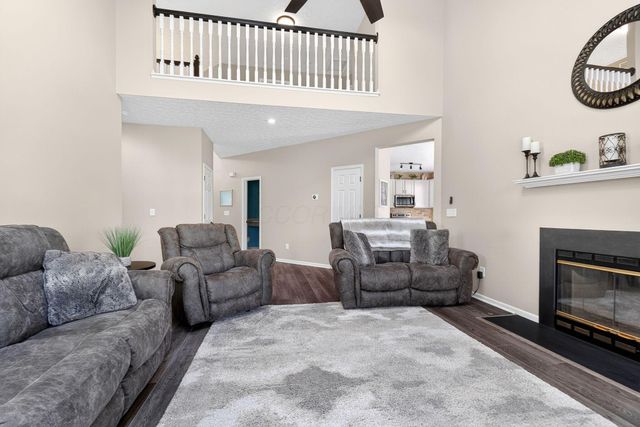 2263 Bold Venture Drive, Lewis Center, OH 43035