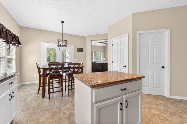 2263 Bold Venture Drive, Lewis Center, OH 43035