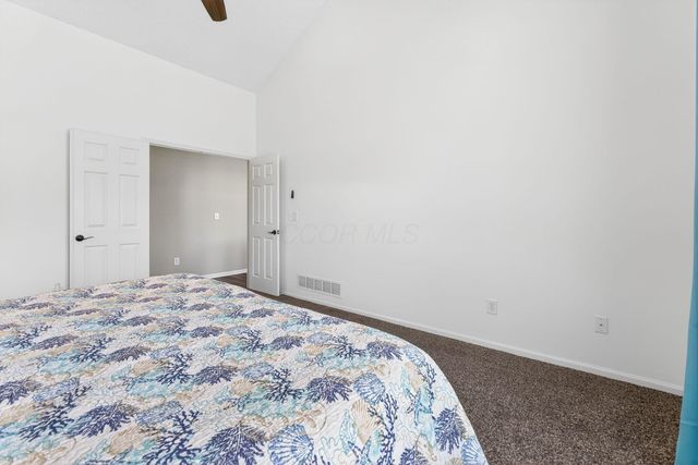 2263 Bold Venture Drive, Lewis Center, OH 43035