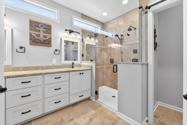 2263 Bold Venture Drive, Lewis Center, OH 43035
