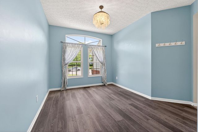 2263 Bold Venture Drive, Lewis Center, OH 43035