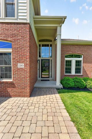 2263 Bold Venture Drive, Lewis Center, OH 43035