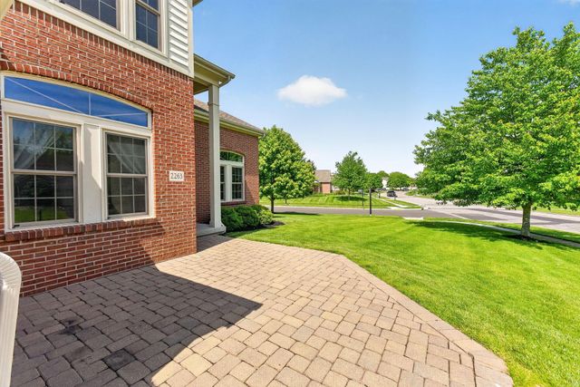 2263 Bold Venture Drive, Lewis Center, OH 43035