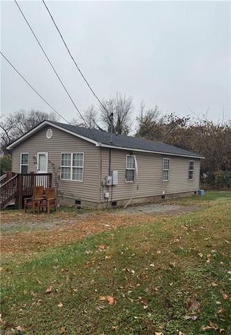 546 Woodlawn Street, Asheboro, NC 27203