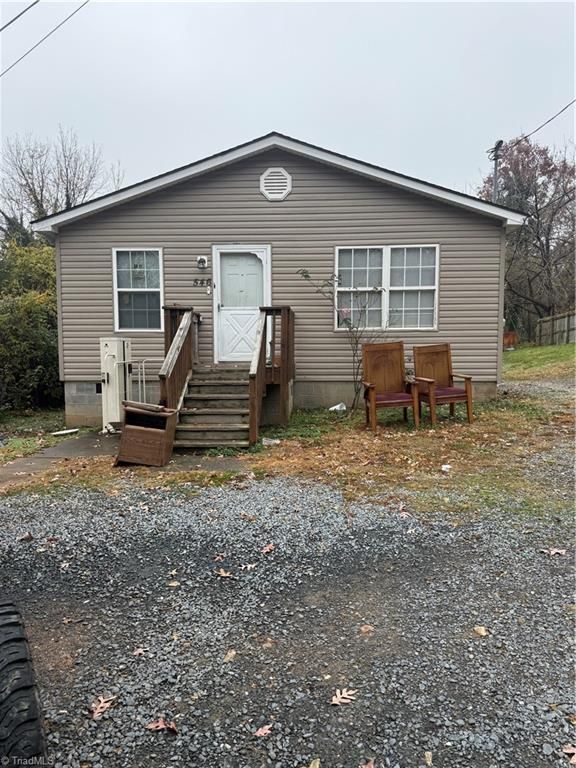 546 Woodlawn Street, Asheboro, NC 27203