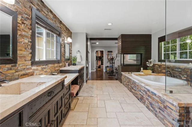 22702 Califa Street, Woodland Hills, CA 91367