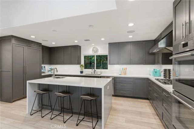 22702 Califa Street, Woodland Hills, CA 91367