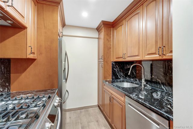 2711 Avenue X 6D, Brooklyn, NY 11235