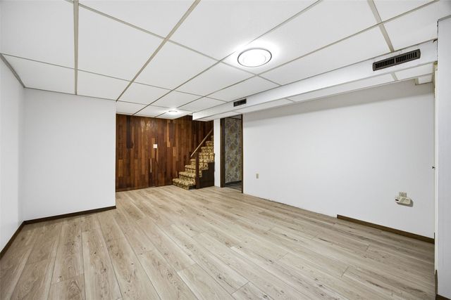 910 Talwrn Court, Iowa City, IA 52246