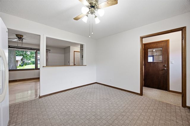 910 Talwrn Court, Iowa City, IA 52246