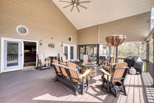 2121 Die Bend Road, Murphy, NC 28906