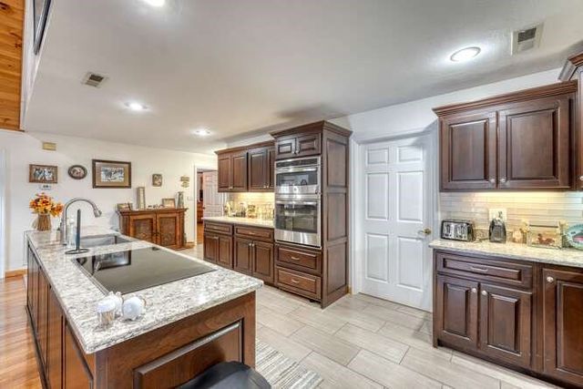 2121 Die Bend Road, Murphy, NC 28906