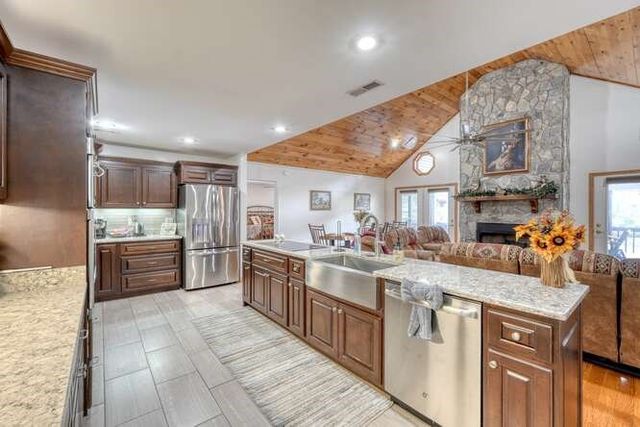 2121 Die Bend Road, Murphy, NC 28906