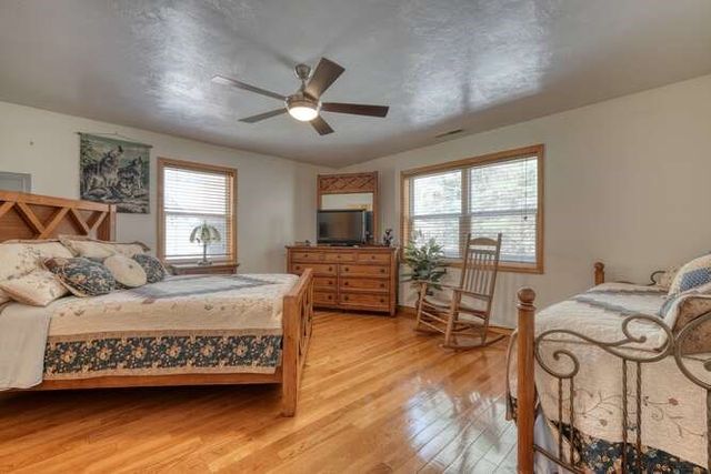 2121 Die Bend Road, Murphy, NC 28906