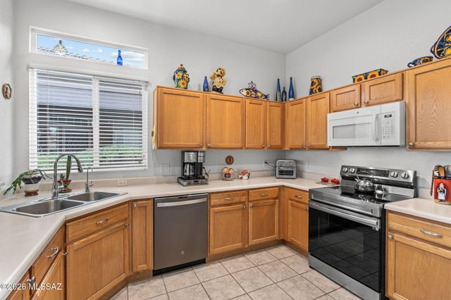 5379 W Claret Cup Place, Marana, AZ 85658