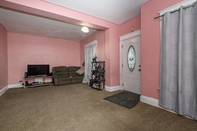 2831 N 25th STREET, Milwaukee, WI 53206