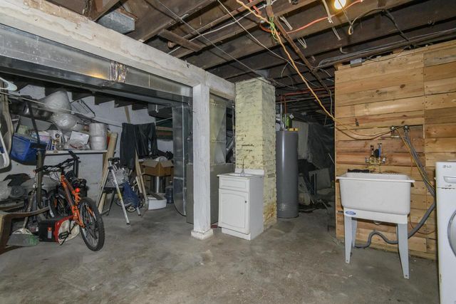 2831 N 25th STREET, Milwaukee, WI 53206